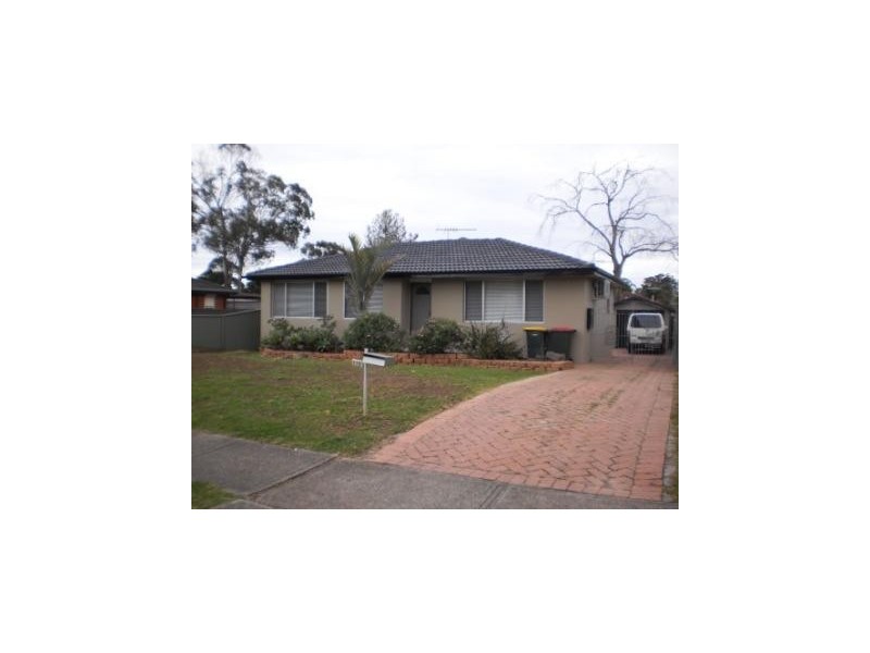 115 LOVEGROVE DRIVE, Quakers Hill NSW 2763