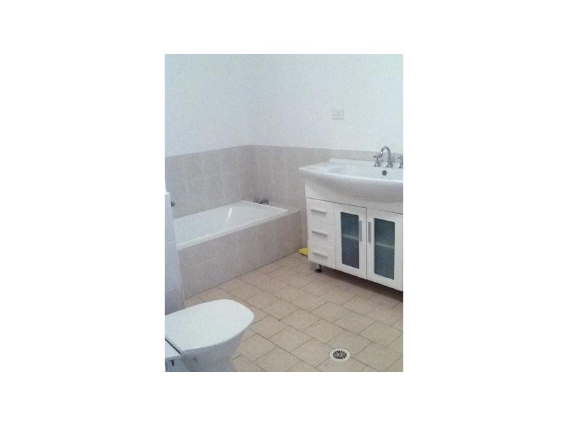 20/8-10 Fourth Ave, Blacktown NSW 2148