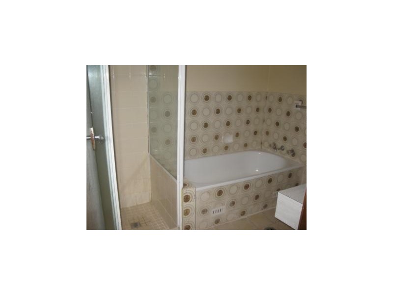 76 Endeavour Street, Seven Hills NSW 2147