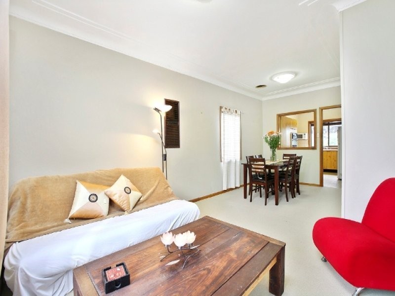 54 TARA ROAD, Blacktown NSW 2148