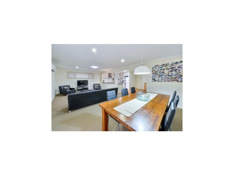 21a Kisdon Crescent, Prospect NSW 2148