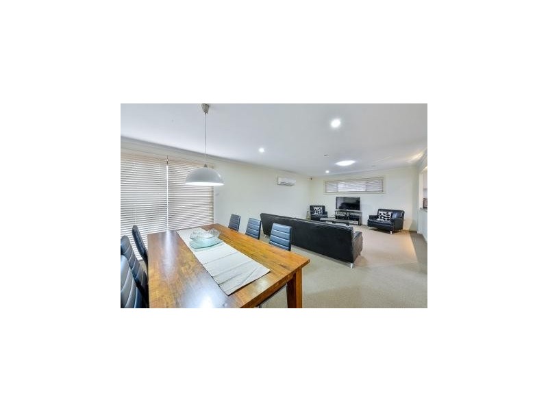 21a Kisdon Crescent, Prospect NSW 2148