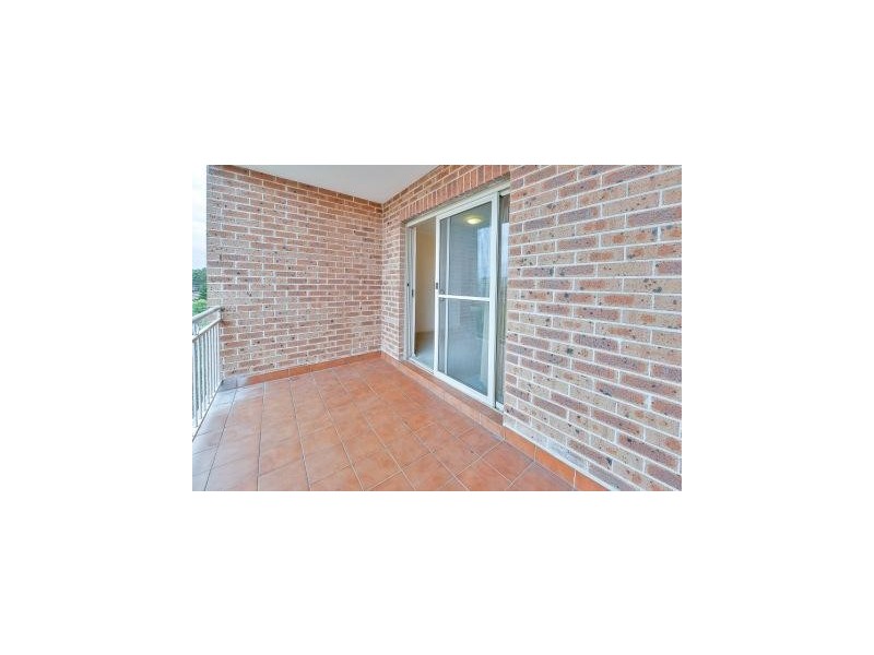 20/25-27 Fourth Ave, Blacktown NSW 2148