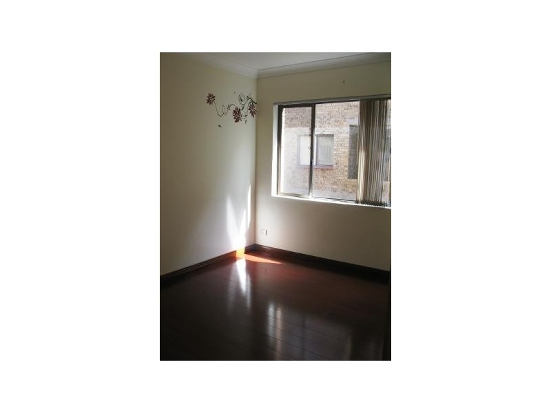 2/14 Alfred Street, Westmead NSW 2145