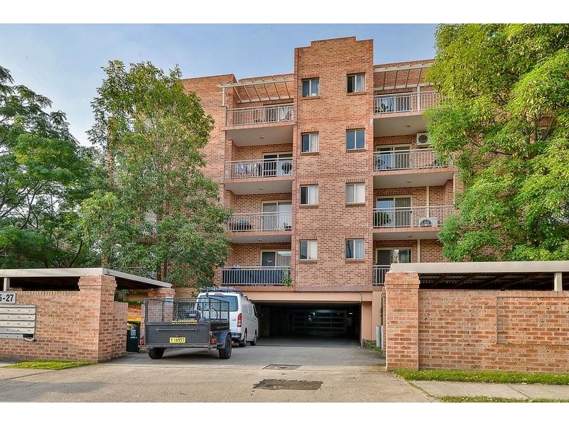 18/25-27 Fourth Ave, Blacktown NSW 2148