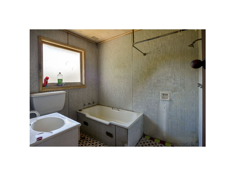 16 Cavendish Avenue, Blacktown NSW 2148