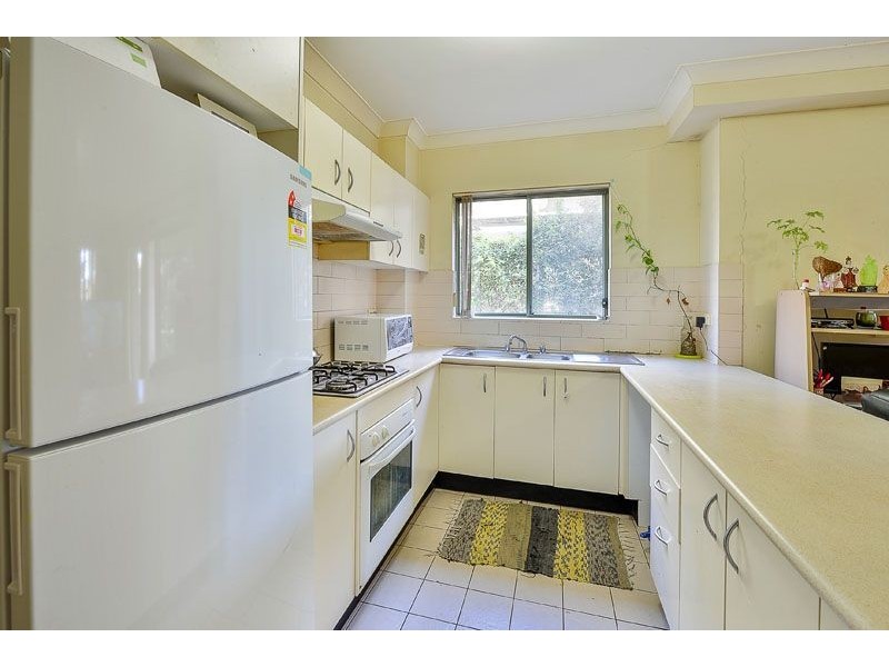 16/11-13 Fourth Avenue, Blacktown NSW 2148