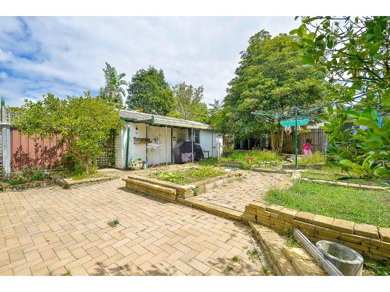 39 Douglas Road, Blacktown NSW 2148