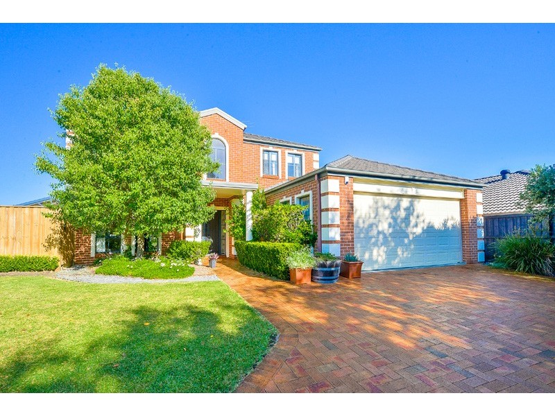 6 Berrimilla Way, Beaumont Hills NSW 2155