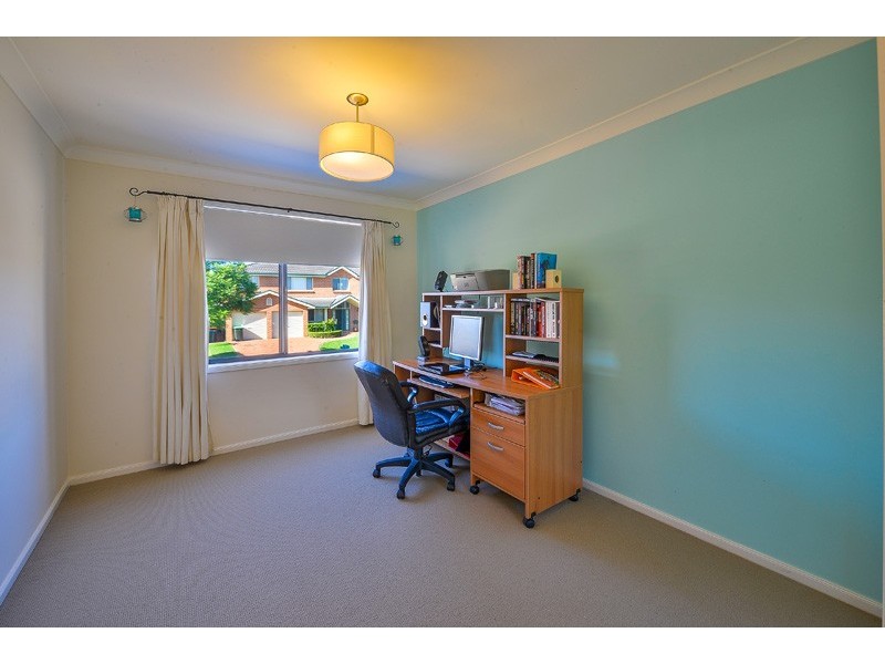 6 Berrimilla Way, Beaumont Hills NSW 2155