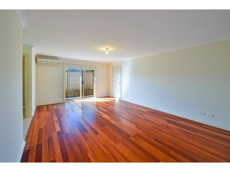 Villa 4/7 Rhonda Street, Pendle Hill NSW 2145