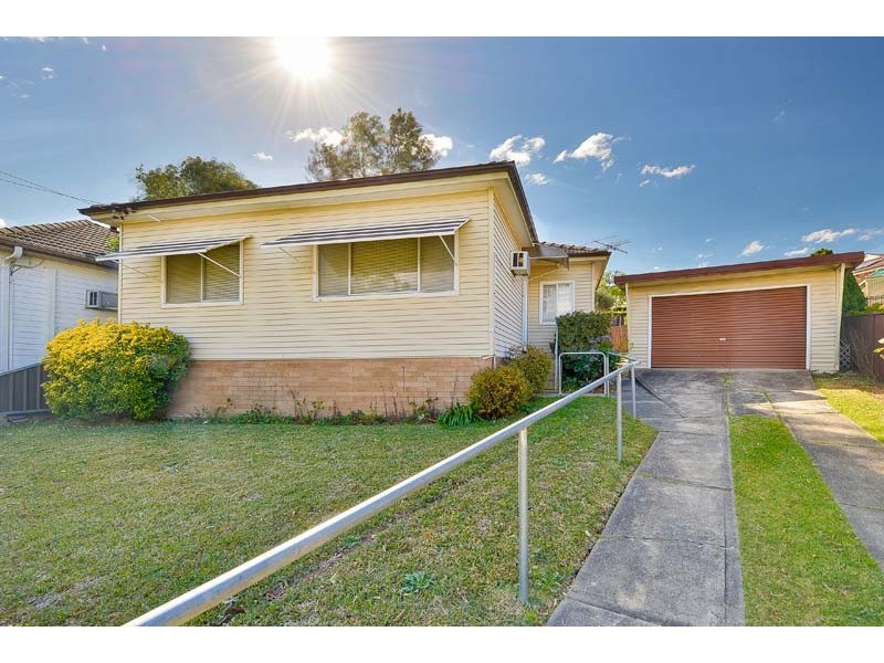 8 Dell Street, Blacktown NSW 2148