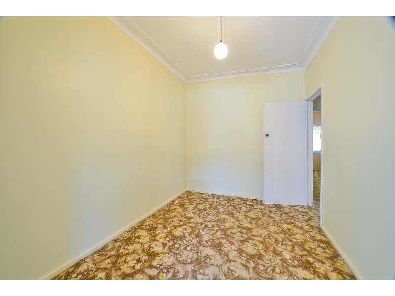 8 Dell Street, Blacktown NSW 2148