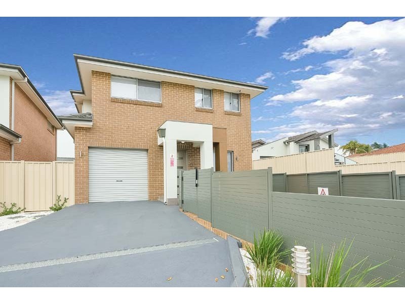 2/17 Foxhills Crescent, Prospect NSW 2148