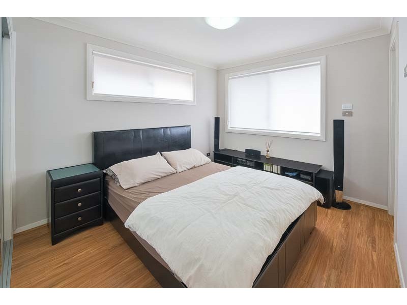 2/17 Foxhills Crescent, Prospect NSW 2148