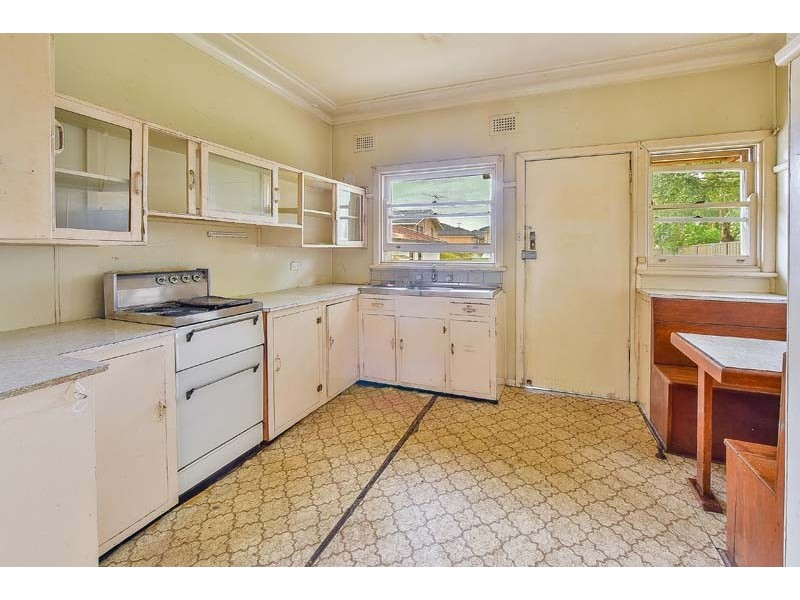 5 BOOREEA STREET, Blacktown NSW 2148