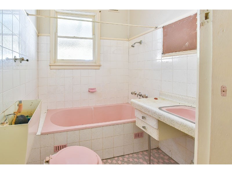 6 Meroo Street, Blacktown NSW 2148