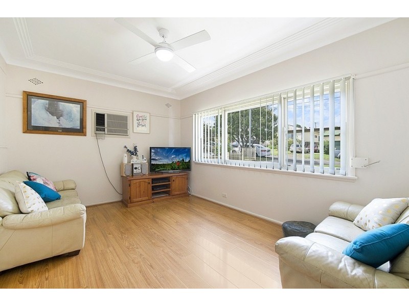 29 Hilltop Avenue, Blacktown NSW 2148