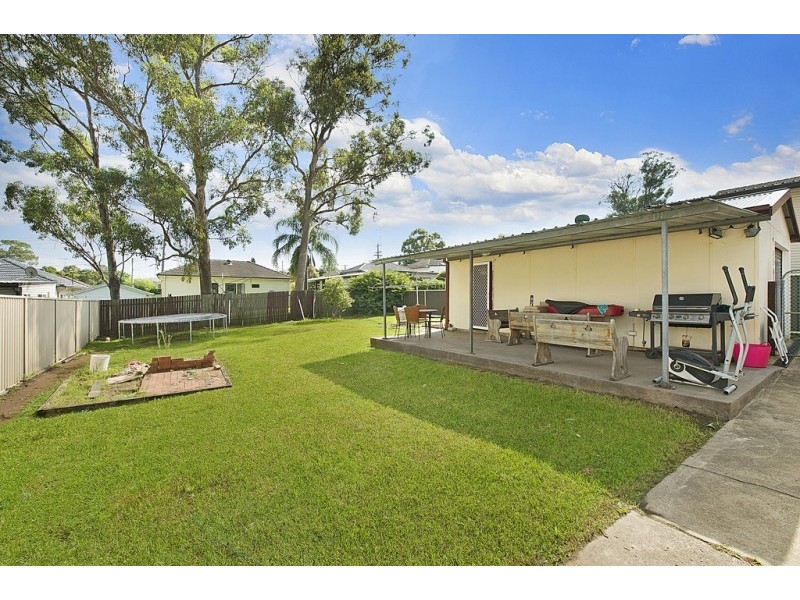 29 Hilltop Avenue, Blacktown NSW 2148