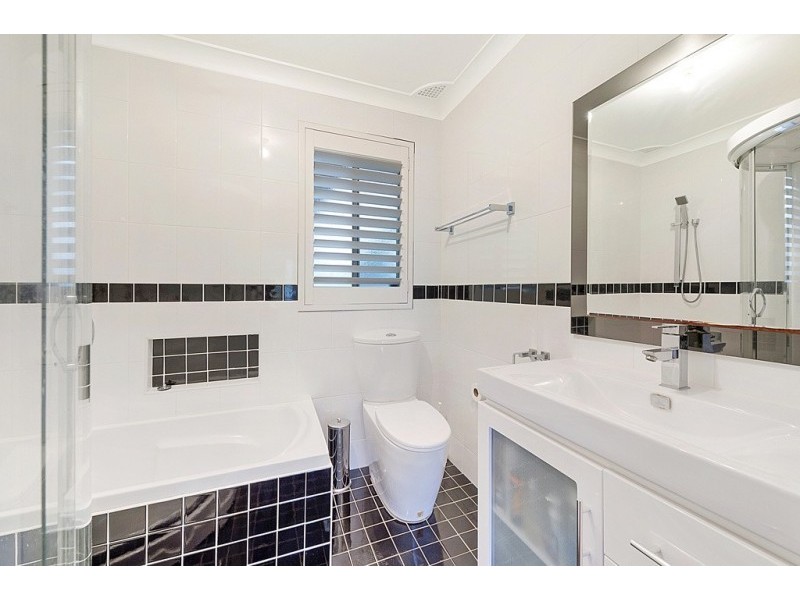 28 Narrabri Street, Quakers Hill NSW 2763