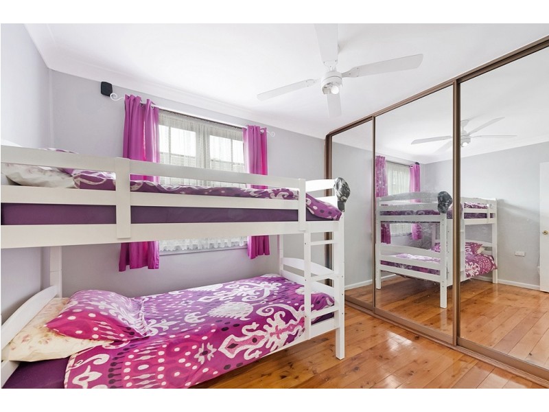 9 Melanesia Avenue, Lethbridge Park NSW 2770