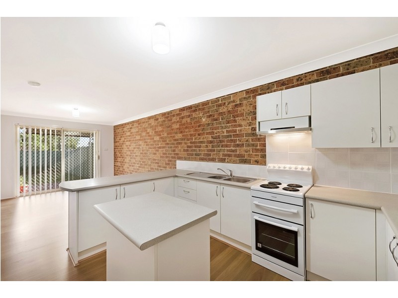 5a Lakewood Drive, Woodcroft NSW 2767