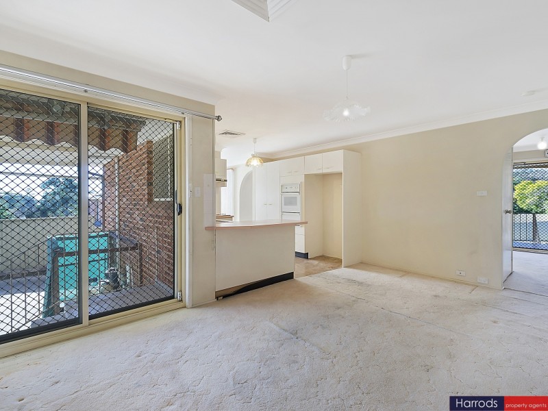 12 Sampson Crescent, Quakers Hill NSW 2763