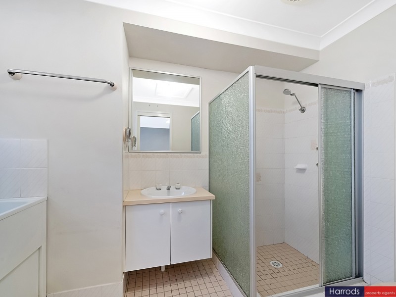 12 Sampson Crescent, Quakers Hill NSW 2763