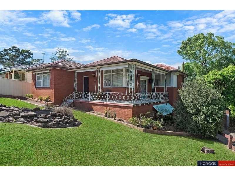 16 Veronica Crescent, Seven Hills NSW 2147