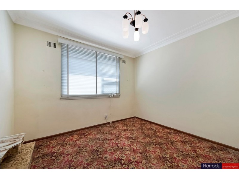 16 Veronica Crescent, Seven Hills NSW 2147