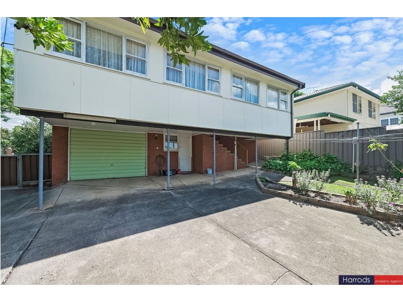 16 Veronica Crescent, Seven Hills NSW 2147