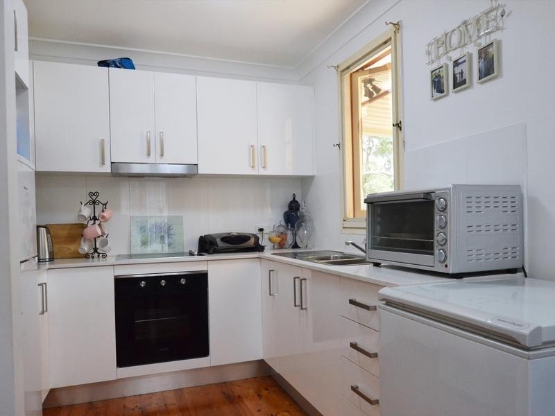 220 Captain Cook Drive, Willmot NSW 2770