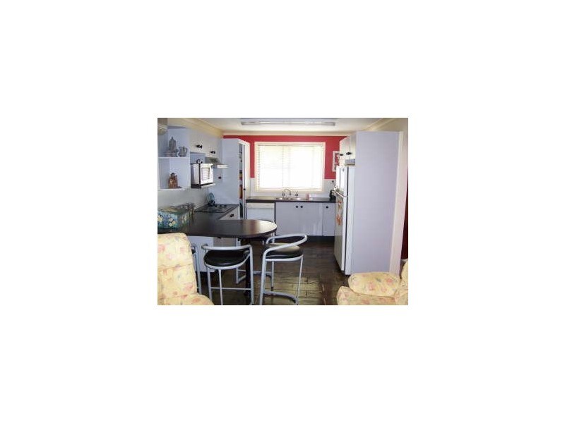 2 Adelphi Crescent, Doonside NSW 2767