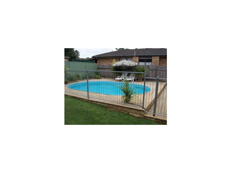 2 Adelphi Crescent, Doonside NSW 2767