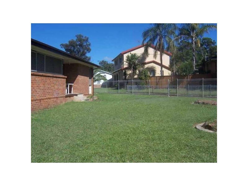 13 Batavia Place, Willmot NSW 2770