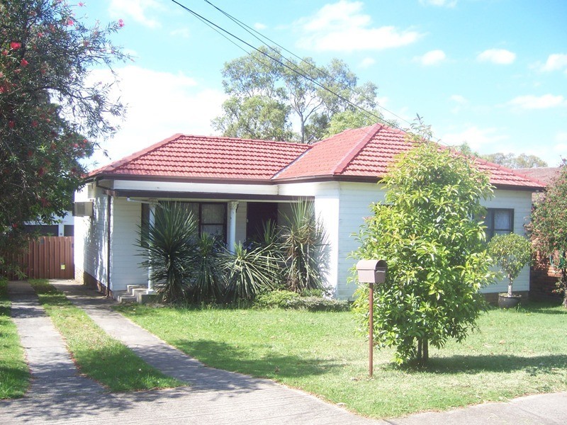 21 BEDFORD ROAD, Blacktown NSW 2148