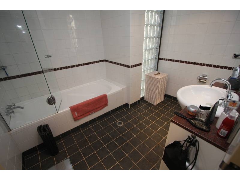 2 Jones Bay Rd, Pyrmont NSW 2009