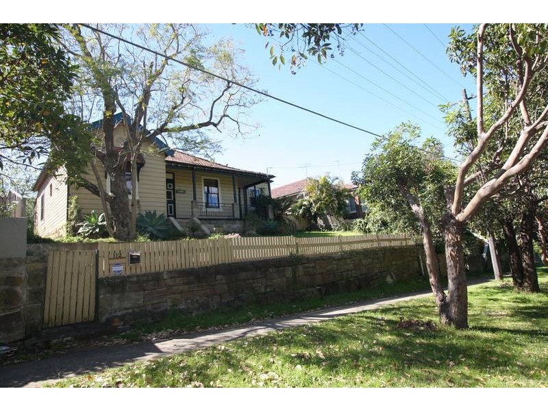 112 Queen Victoria Street, Bexley NSW 2207