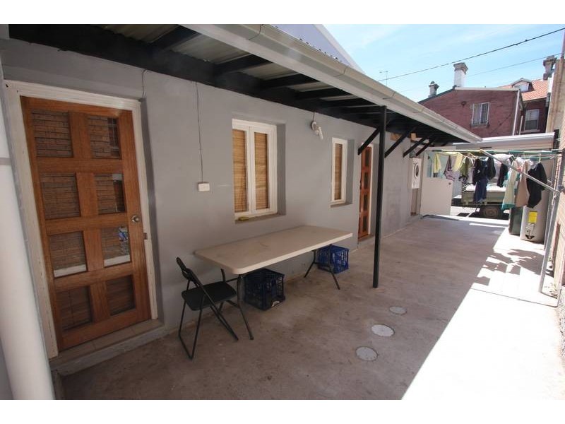 236 Chalmers St, Redfern NSW 2016