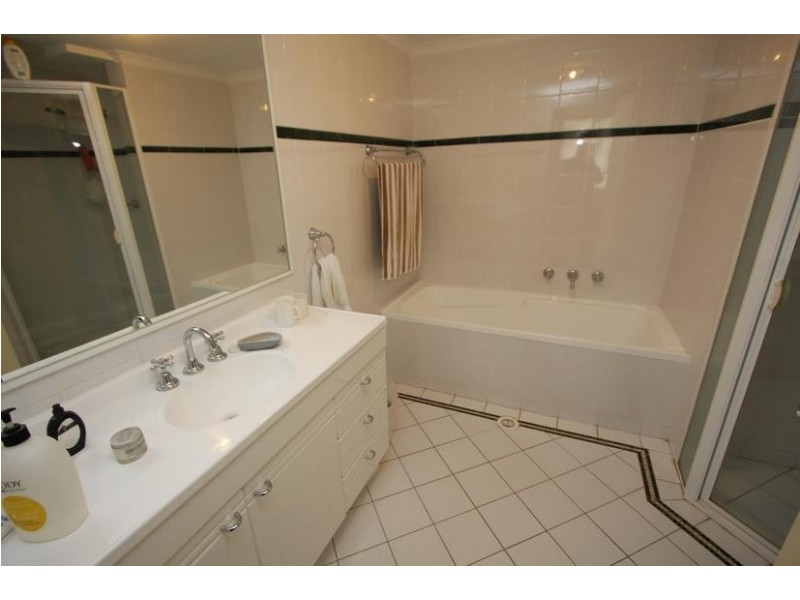 8/2-10 Quarry Master Drive, Pyrmont NSW 2009