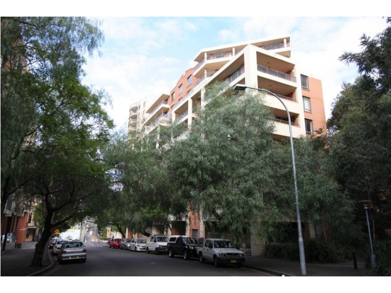 8/2-10 Quarry Master Drive, Pyrmont NSW 2009