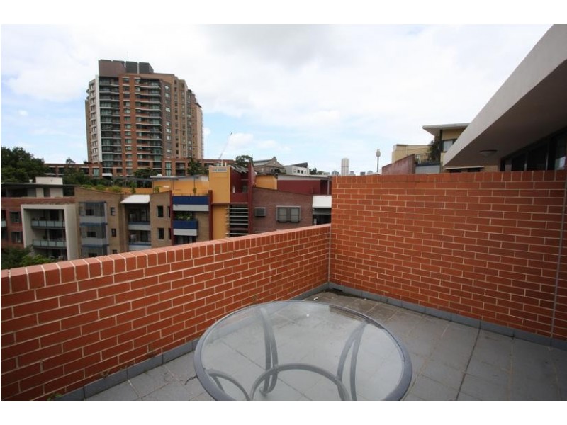 18/30 Saunders St, Pyrmont NSW 2009