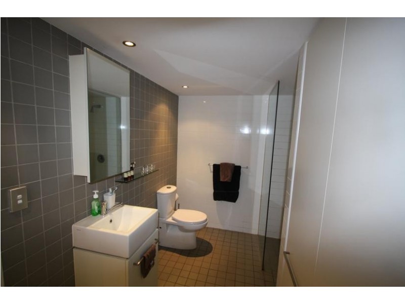 6 Lyons Road, Camperdown NSW 2050