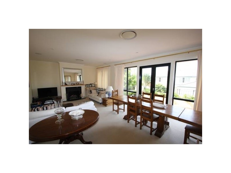 5 The Avenue, Linley Point NSW 2066