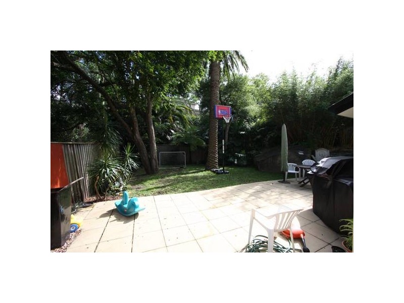 5 The Avenue, Linley Point NSW 2066