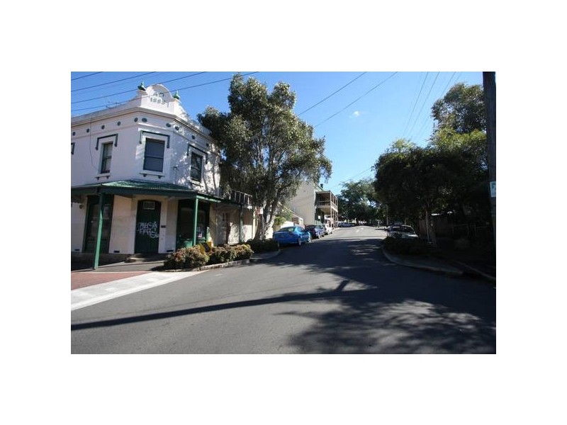 106 Curtis Road, Balmain NSW 2041