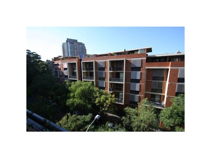 32/2-10 Quarry Master Drive, Pyrmont NSW 2009