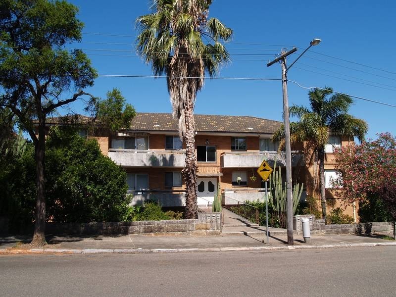 2/16 Henson Street, Summer Hill NSW 2130