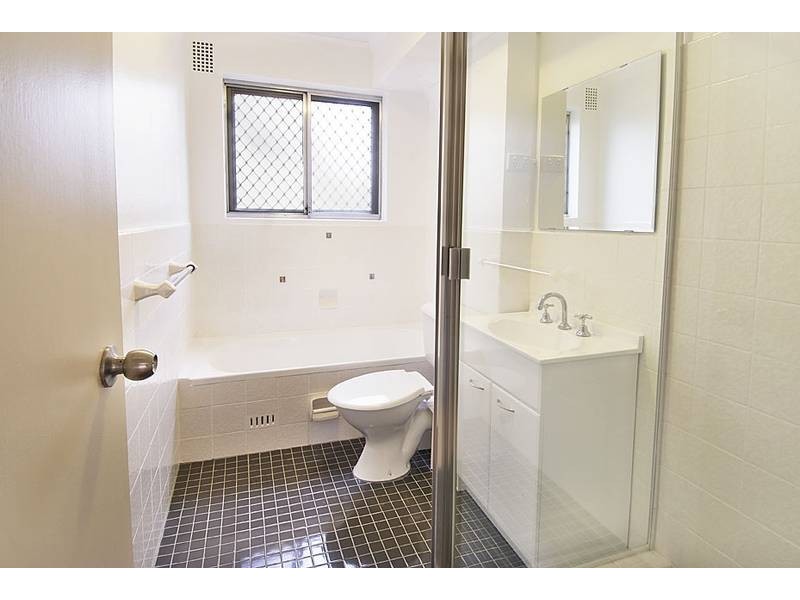 2/5-7 Norton Street, Ashfield NSW 2131