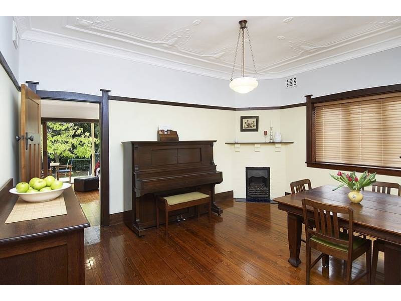 6 Abergeldie Street, Dulwich Hill NSW 2203